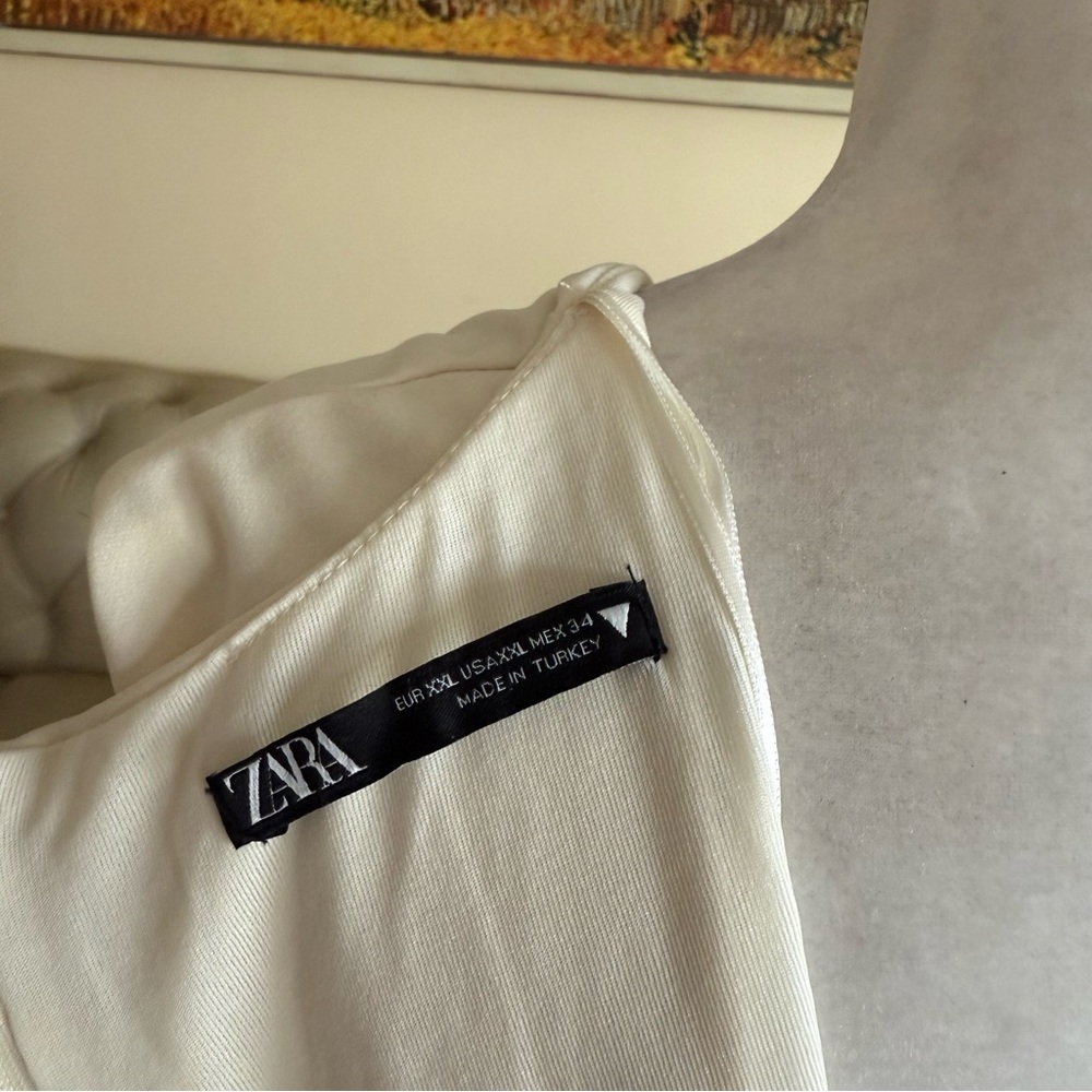 ZARA Cream Sleeveless Dress - Picture 9 of 10